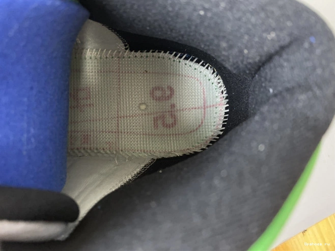 AIR JORDAN 13 GREEN” DB6537-113 “LUCKY 0106